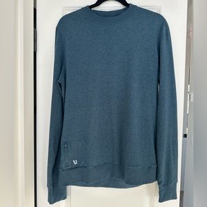 Vuori Long sleeve lightweight crew size medium